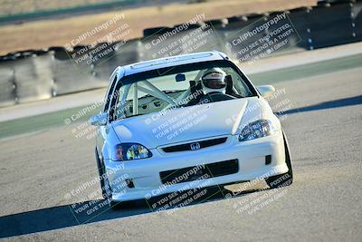 media/Dec-13-2025-Extreme Speed (Sat) [[d129ecb0b9]]/Beginner/Session 3 (Turn 5)/